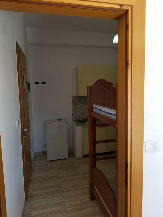 Romantika Shëngjin Extérieur photo